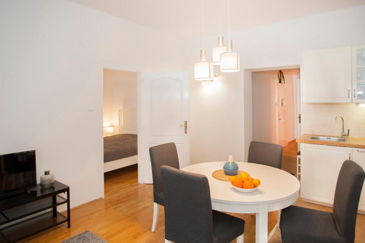 Apartman Christine-2 Bedrooms In The Downtown *